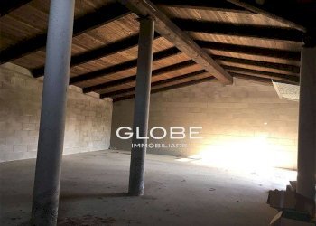 Interno non residenziale - Magazzino strada Corio, San Carlo Canavese - foto 5