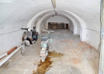 Box auto - Casa indipendente Alessano - foto 31