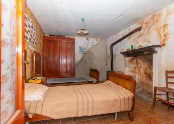 Semi-detached house via montescotto, SNC, Barge - photo 13