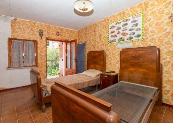 Semi-detached house via montescotto, SNC, Barge - photo 15