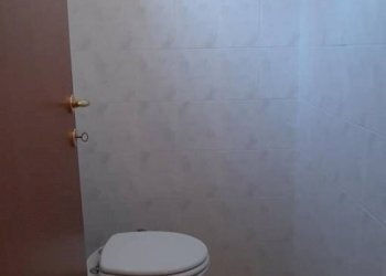 bagno - Negozio via Anfiteatro, 35, Mosciano Sant'Angelo - foto 4