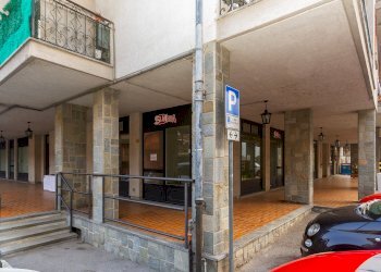 Locale Commerciale Via Umberto I, 2, Piasco - foto 19