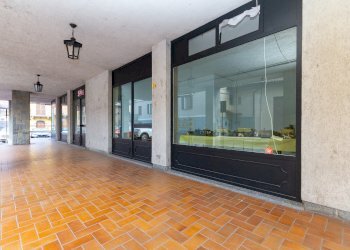 Locale Commerciale Via Umberto I, 2, Piasco - foto 14