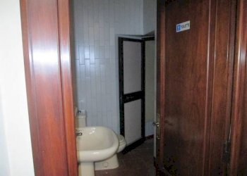 bagno - Negozio Lungogesso Giovanni XXIII, 40, Cuneo (zona Centro) - foto 8