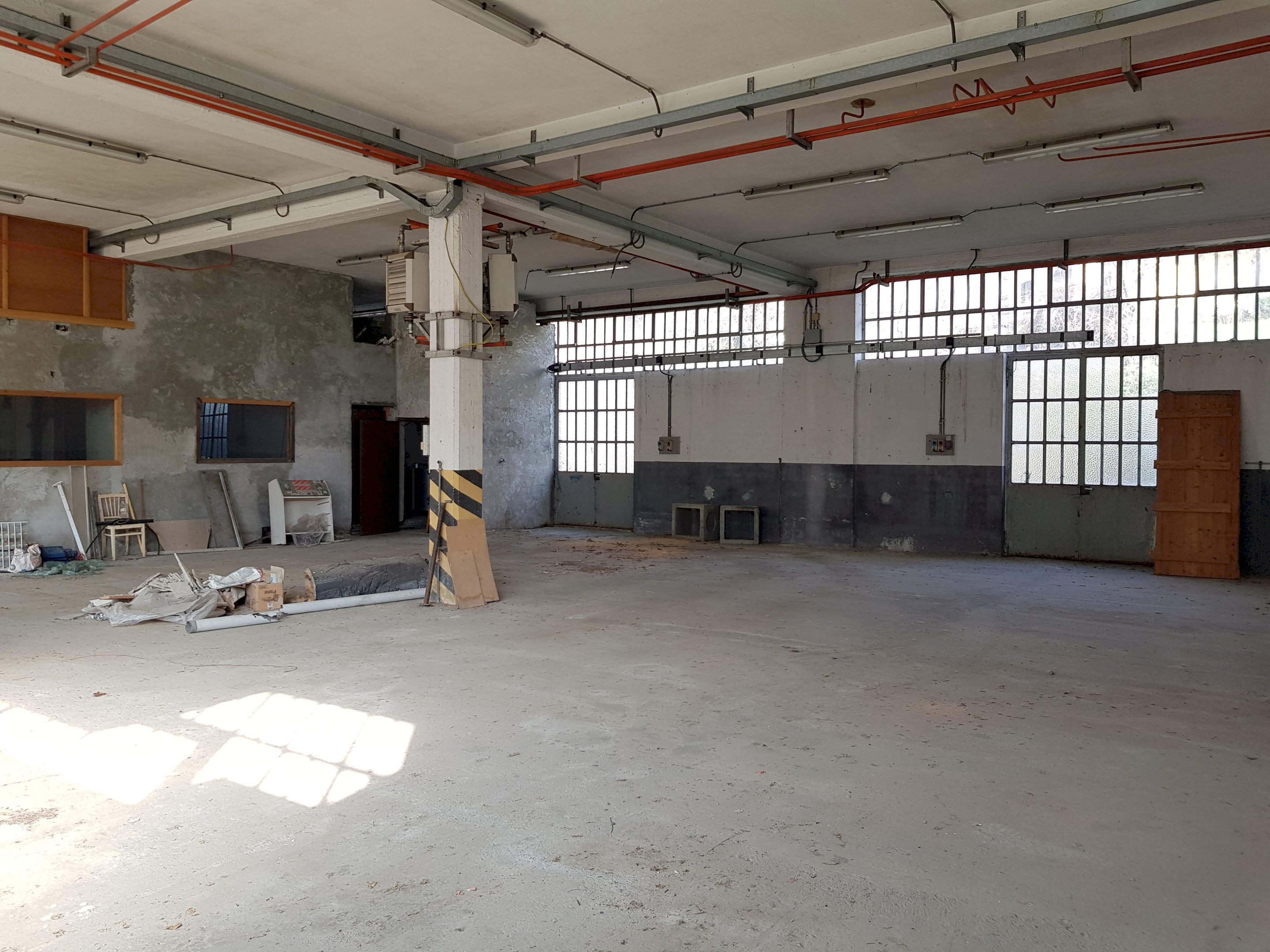 Capannone Via F. Parri, 18, Torre Pellice - foto 3