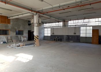 Capannone Via F. Parri, 18, Torre Pellice - foto 3