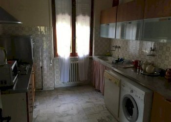 Appartamento via delle Macchie, Massa - foto 4