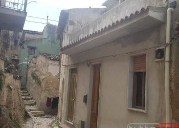 Casa indipendente VIA ALTOBELLO, Scicli - foto 1