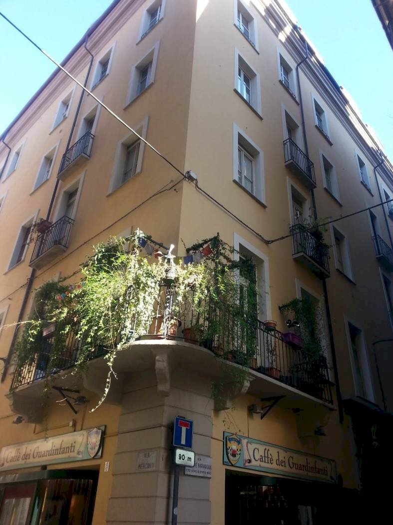 Facciata - One-room apartment via Giuseppe Barbaroux, 18, Torino (neighborhood Centro) - photo 1