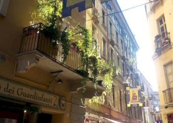 Zona - One-room apartment via Giuseppe Barbaroux, 18, Torino (neighborhood Centro) - photo 2
