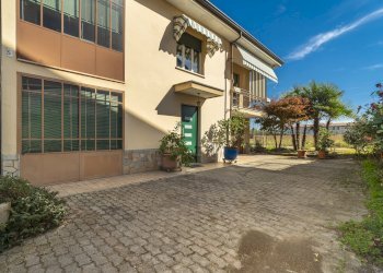 Casa indipendente Via Pignari, 5, Saluzzo - foto 3