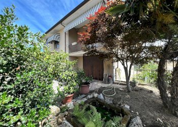 giardino - Casa indipendente Via Pignari, 5, Saluzzo - foto 49
