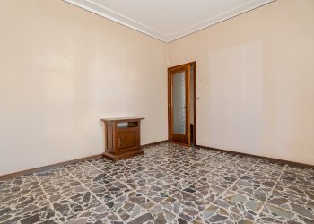 prima camera da letto - Independent house Via Pignari, 5, Saluzzo - photo 36