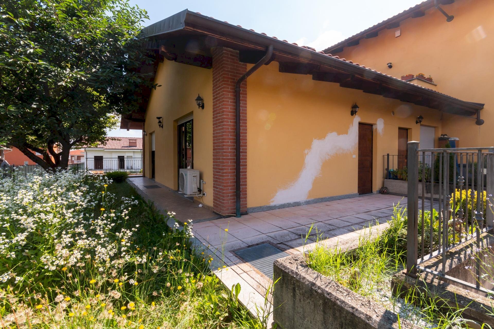 Villa via Colajanni, 9, Bagnolo Piemonte - foto 2