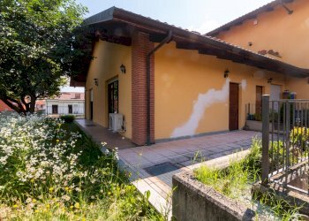 Villa via Colajanni, 9, Bagnolo Piemonte - foto 2
