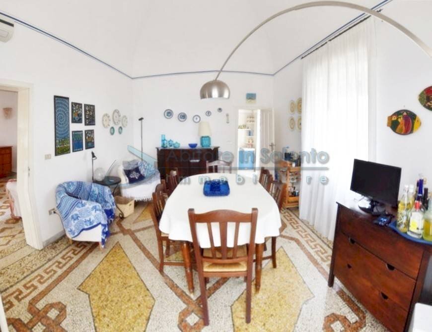 Salone - Casa indipendente Gagliano del Capo - foto 3