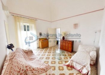 Salone - Casa indipendente Gagliano del Capo - foto 11