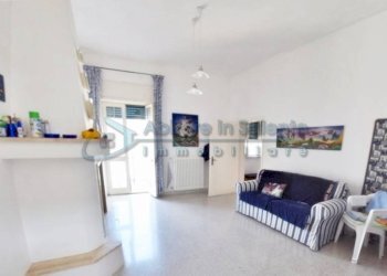 Salone - Casa indipendente Gagliano del Capo - foto 20