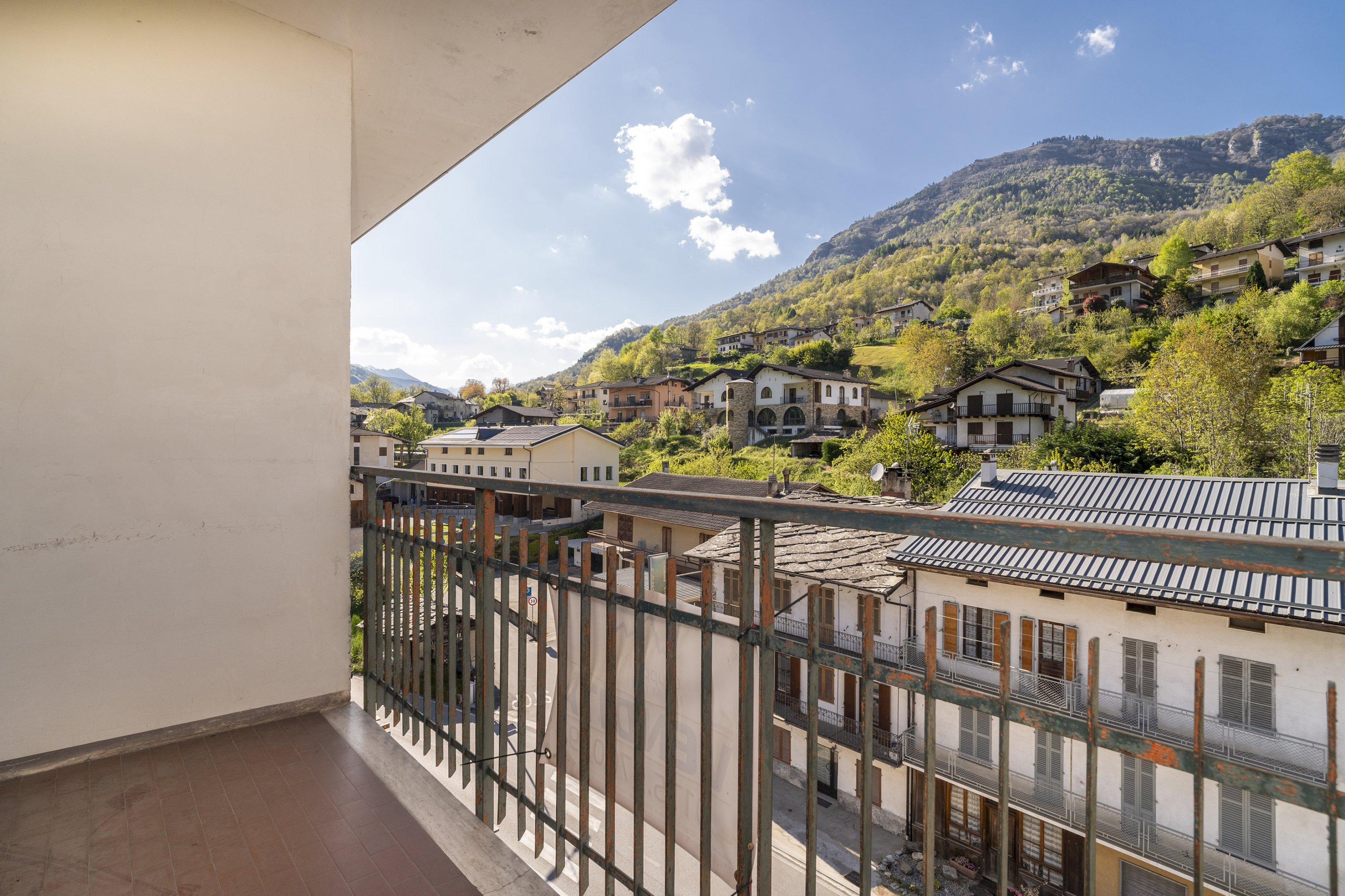 Three-room apartment Via Vittorio Veneto, 53, Frassino - photo 1