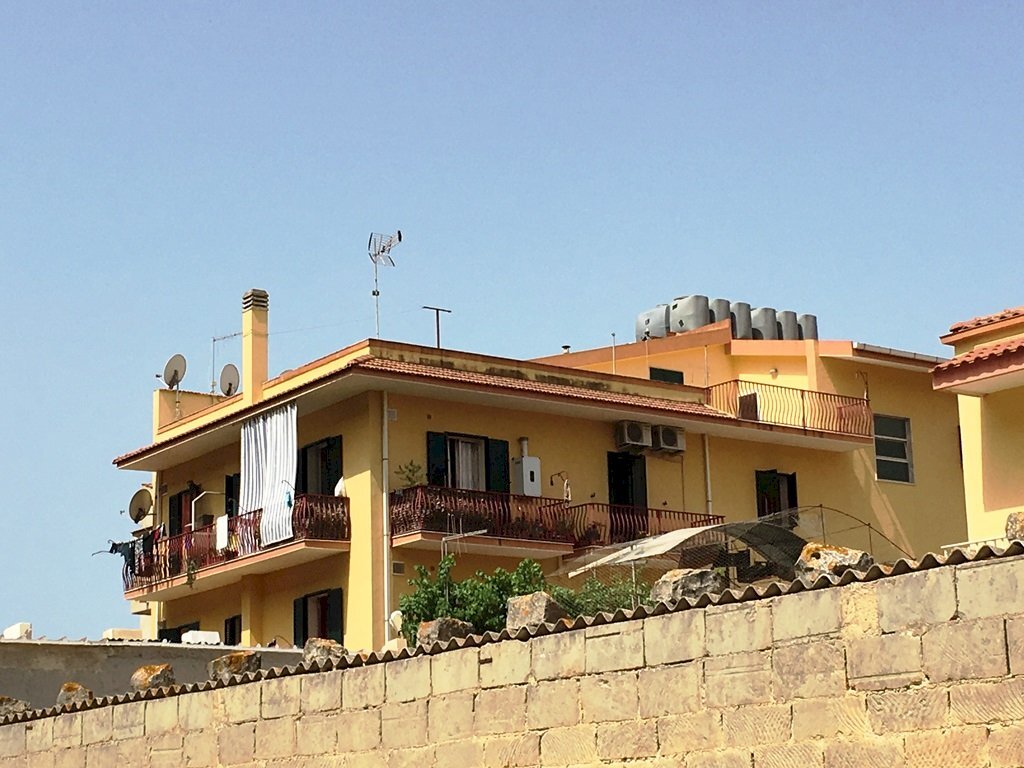 Three-room apartment viale I Maggio, Scicli - photo 1