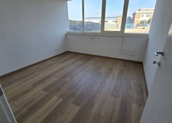 Stanza non arredata - Capannone via Trieste, 4, Pomezia - foto 10