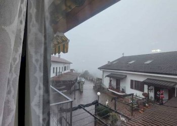 Balcone - Villa via Borgonuovo, Azzano d'Asti - foto 2
