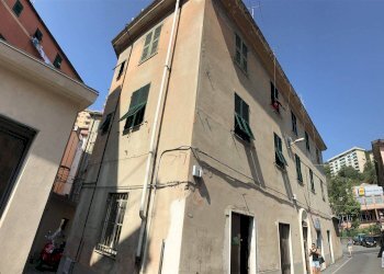 palazzina - Shop Passo Bascione, Genova (neighborhood Marassi) - photo 9