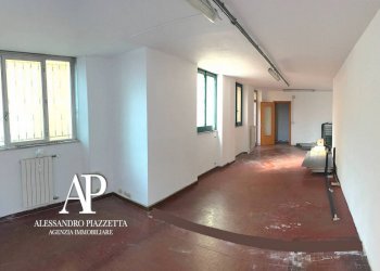 locale - Negozio Chiavari - foto 3