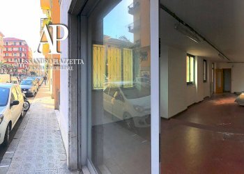 locale - Negozio Chiavari - foto 5