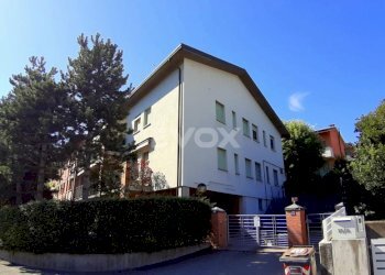 Three-room apartment Valsamoggia - photo 1