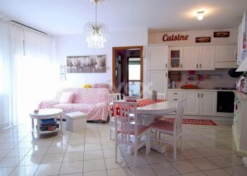 Three-room apartment Valsamoggia - photo 2