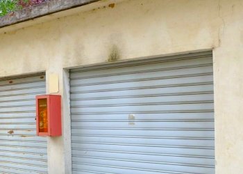 Shop Via Minghetti, Collegno - photo 45