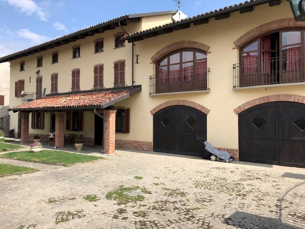 Casa indipendente Magliano Alfieri - foto 1