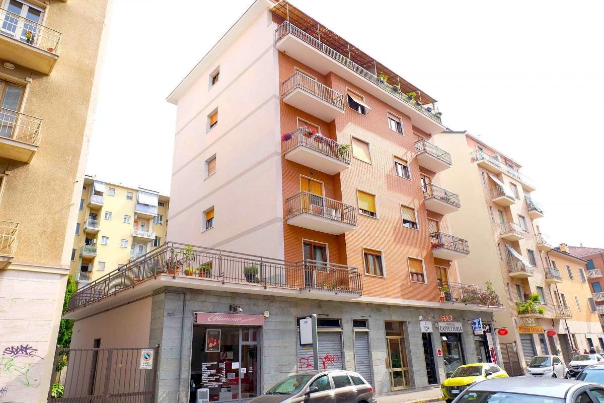Four-room apartment Via Vandalino, Torino - photo 1