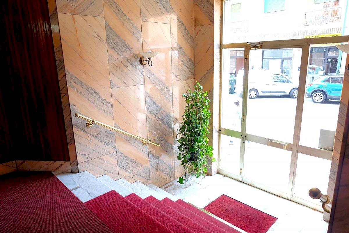 Four-room apartment Via Vandalino, Torino - photo 2