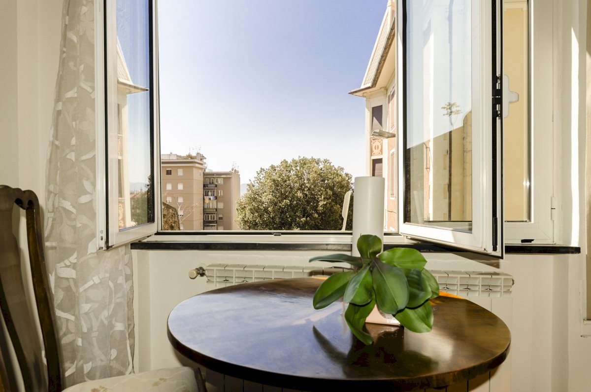 Two-room apartment via montegrappa, Savona (neighborhood Centro) - photo 1