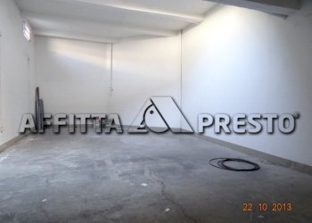 Attività Commerciale Viale Agostino Marti, Lucca - foto 4