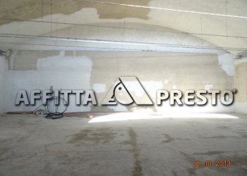 Attività Commerciale Via delle Tagliate, Lucca - foto 12