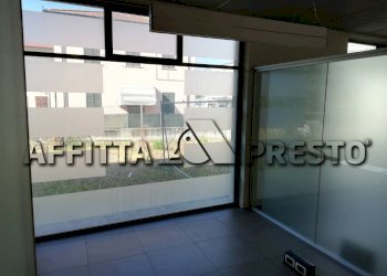 Attività Commerciale Via della Libertà, Altopascio - foto 5