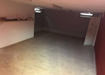 Commercial Activity via aurelia, Viareggio - photo 7