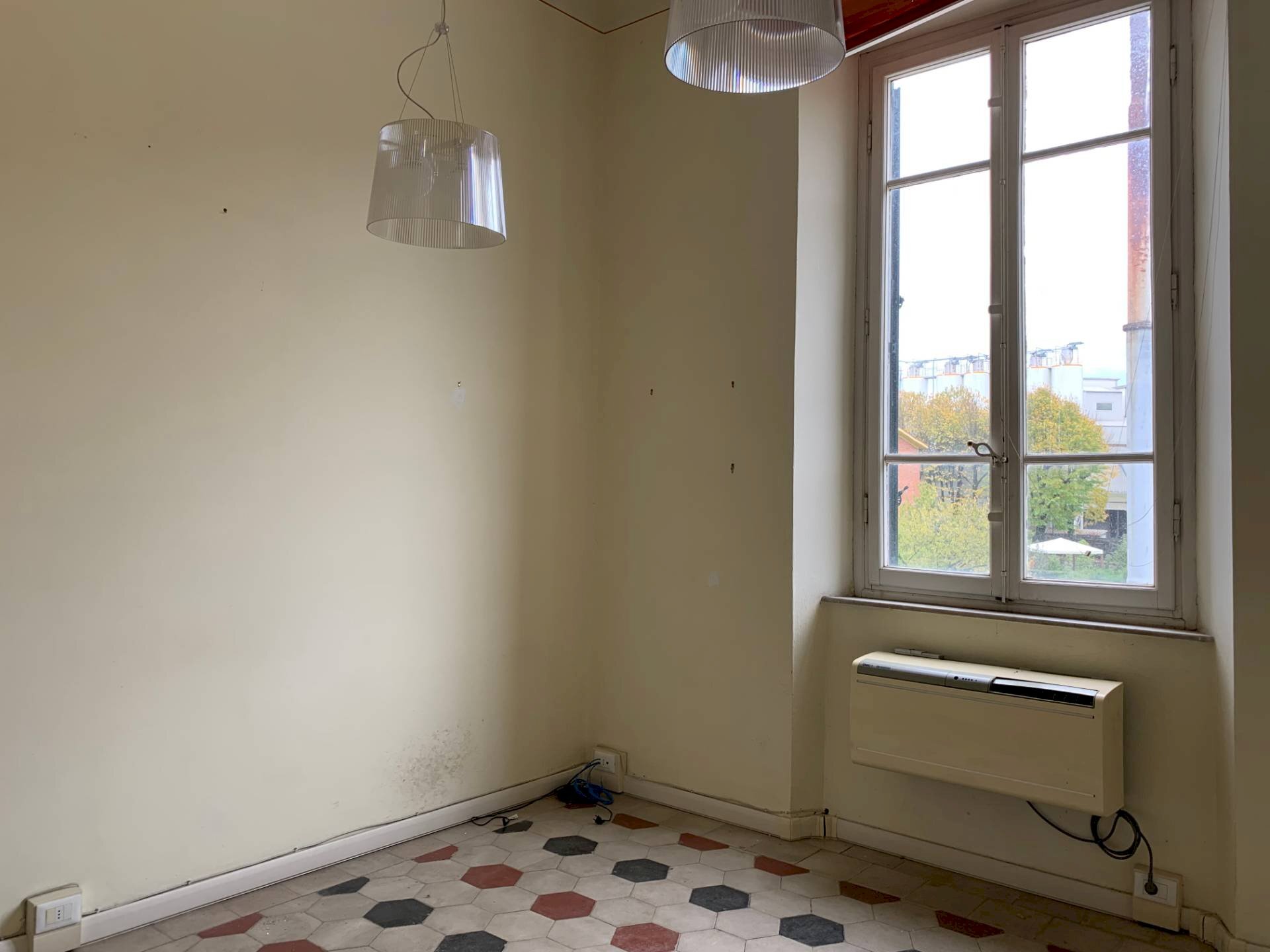 Office via della stazione, Lucca (neighborhood Ponte a Moriano) - photo 2