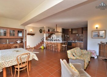 Soggiorno - Casa indipendente Frazione Riapetto, Canischio - foto 9