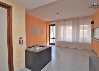 stanza - Appartamento via Galileo Galilei, 5, Cuorgnè - foto 2