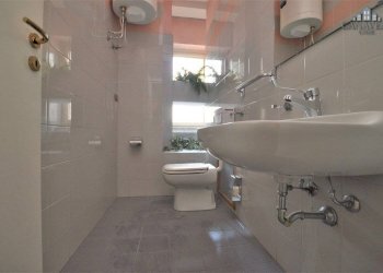 bagno - Appartamento via Galileo Galilei, 5, Cuorgnè - foto 7