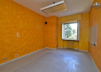 stanza - Appartamento via Galileo Galilei, 5, Cuorgnè - foto 8