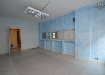 stanza - Appartamento via Galileo Galilei, 5, Cuorgnè - foto 12