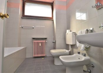 bagno - Appartamento via Galileo Galilei, 5, Cuorgnè - foto 17