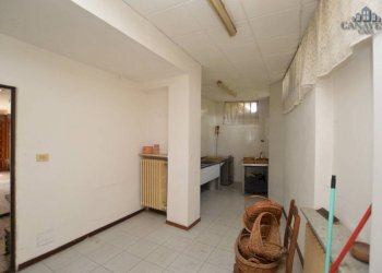 stanza - Shop via Vittorio Emanuele II, Val di Chy - photo 12