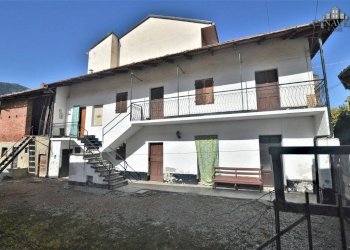 facciata - Casa indipendente via Adolfo Ghella, 38, Colleretto Castelnuovo - foto 1