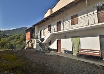 facciata - Casa indipendente via Adolfo Ghella, 38, Colleretto Castelnuovo - foto 19